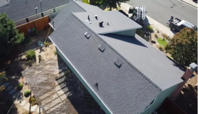 San Francisco home featuring a professionally installed shingle roof